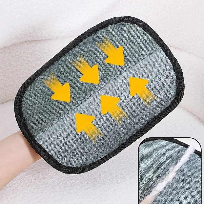 Fur-Free Fashion Gloves